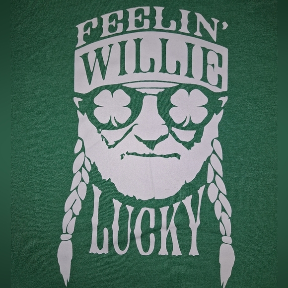 A Canvas short sleeve t-shirt "Feelin' Willie Lucky" t-shirt in a men's large. - Picture 2 of 5